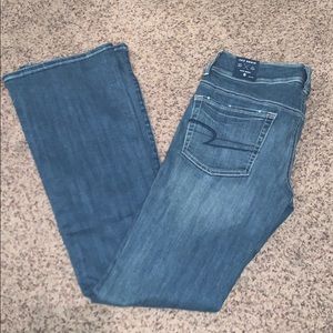 American Eagle Women’s jeans